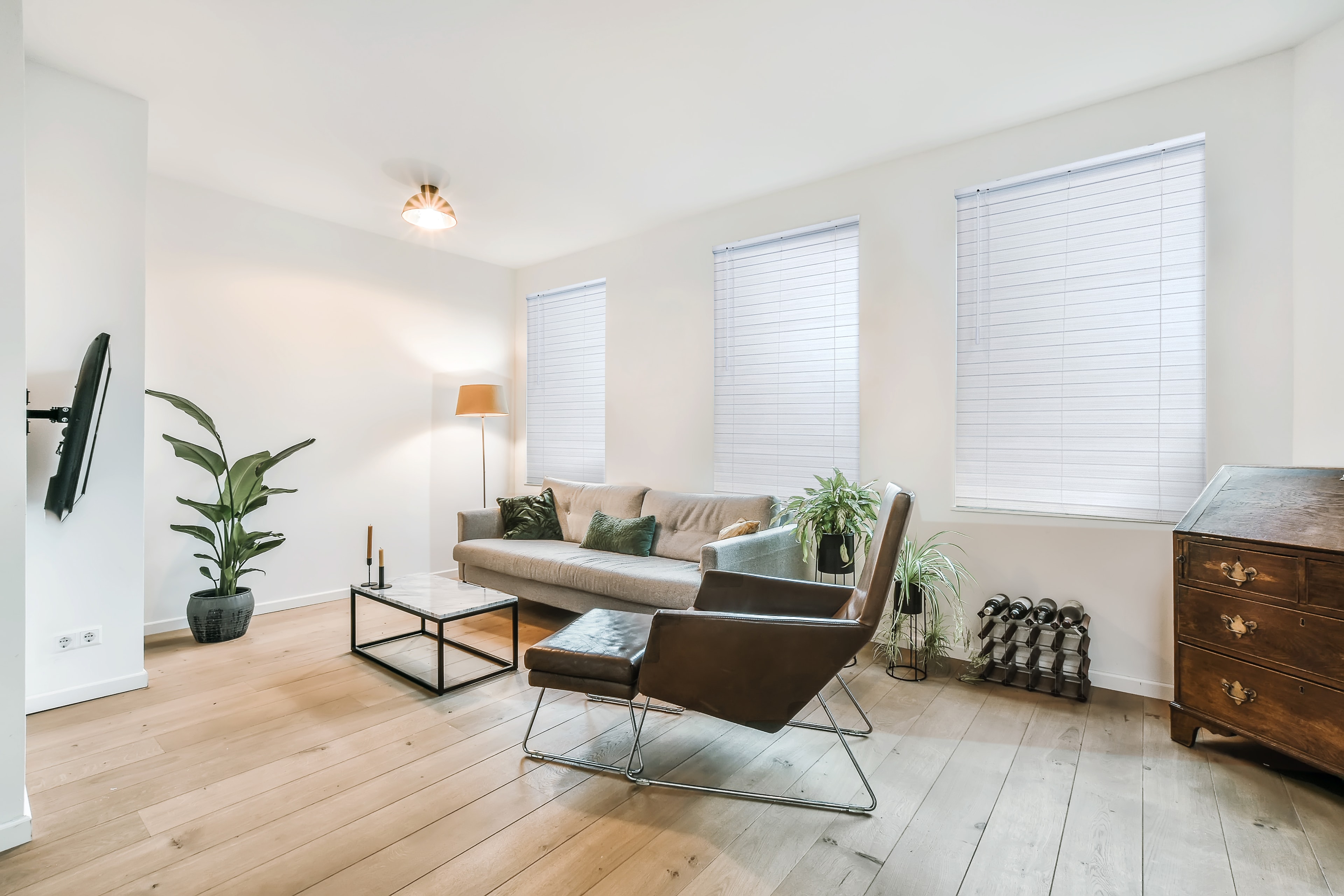 Blinds on large windows